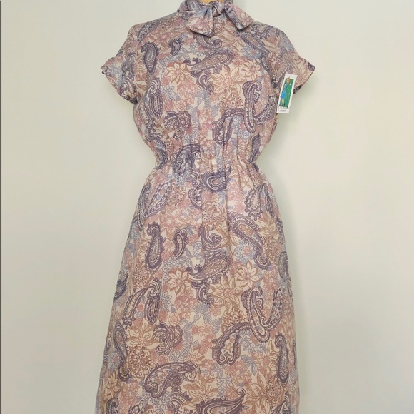 Bleeker Street Vintage Paisley Dress - Picture 2 of 6